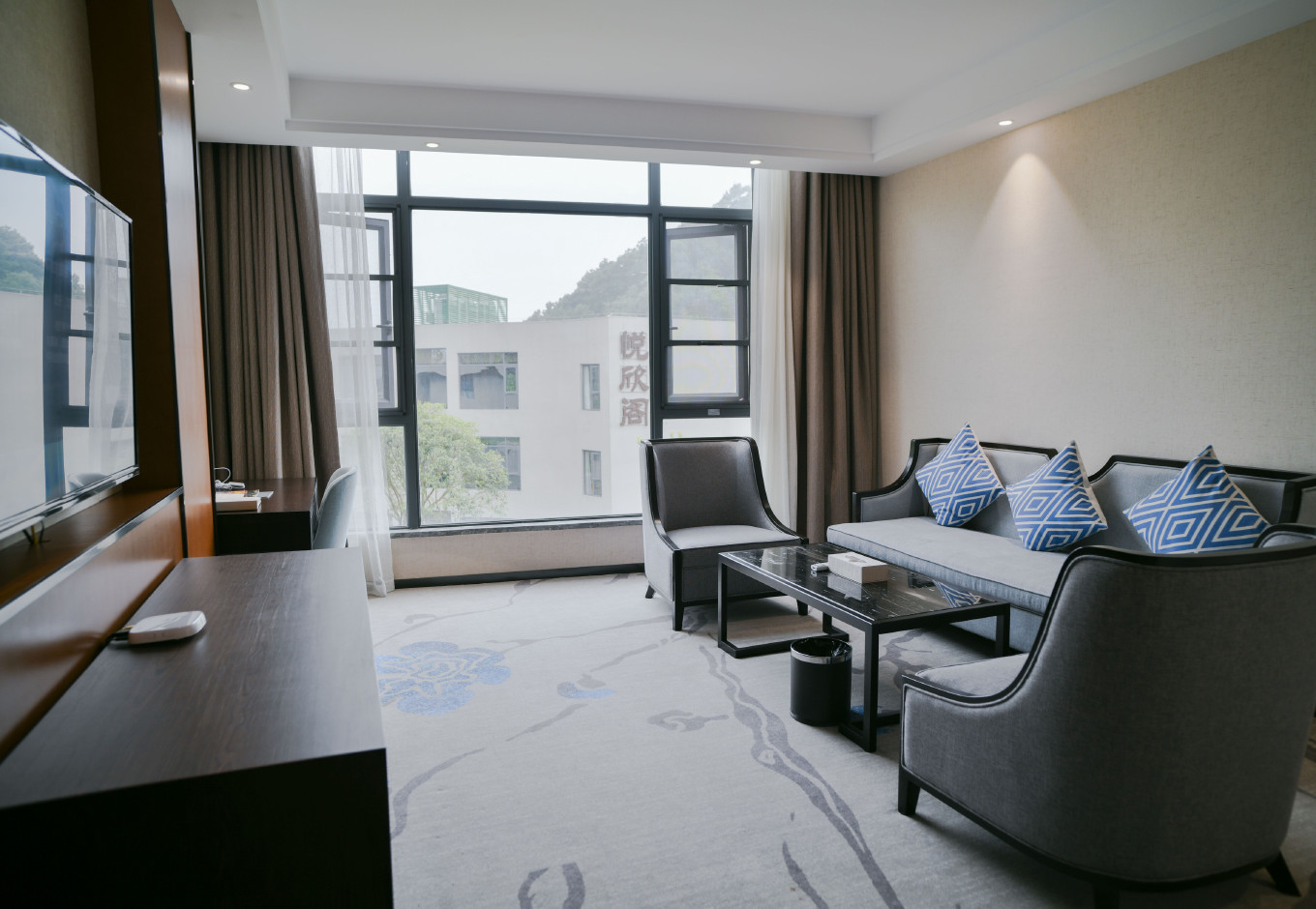 CoUBGV2rckOALaY7ABULwkhv_R030