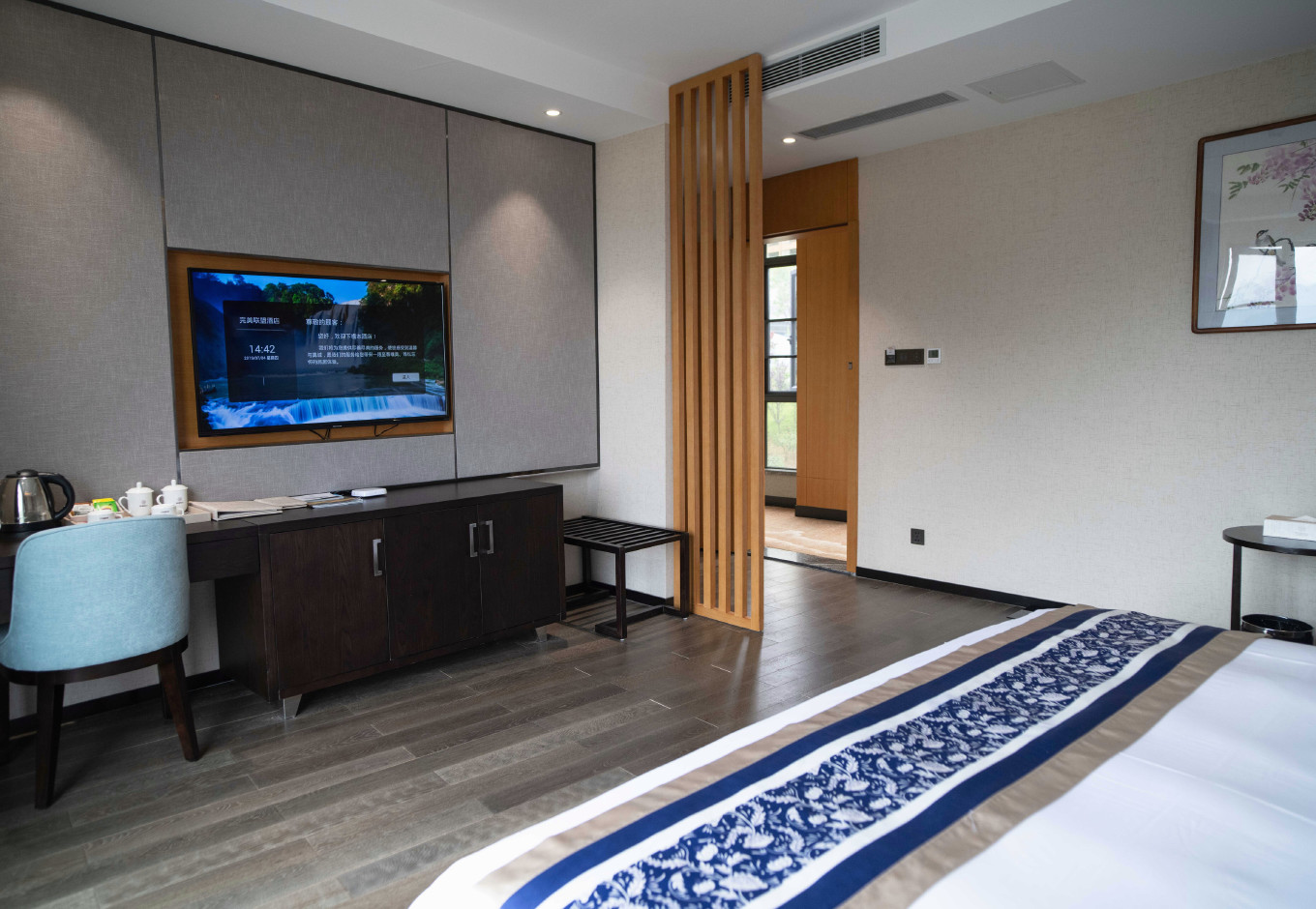 CoUBGV2rch-AMcG9AB8O30XMPrM04