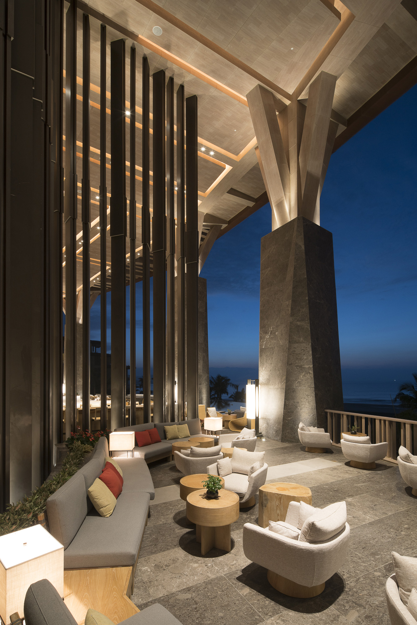 يانغ 邦胜 — 石梅湾威斯汀度假酒店@序赞网_大堂吧